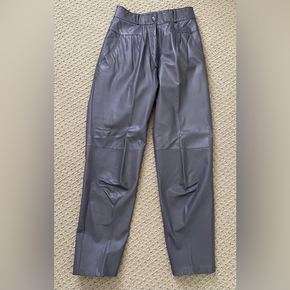 VTG 80s Leather pants - size 6, pleated, 100% genuine leather
